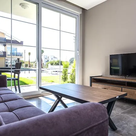 لارا بيتش هومز أنطاليا