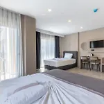 아파트호텔 Lara Homes 3*