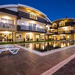 Hotel de apartamente Lara Homes