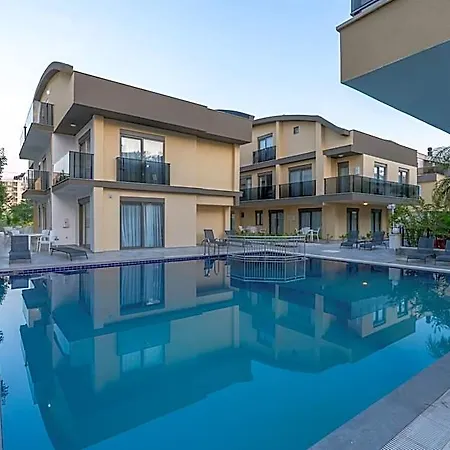 Lara Homes Hotel apartamentowy 3*
